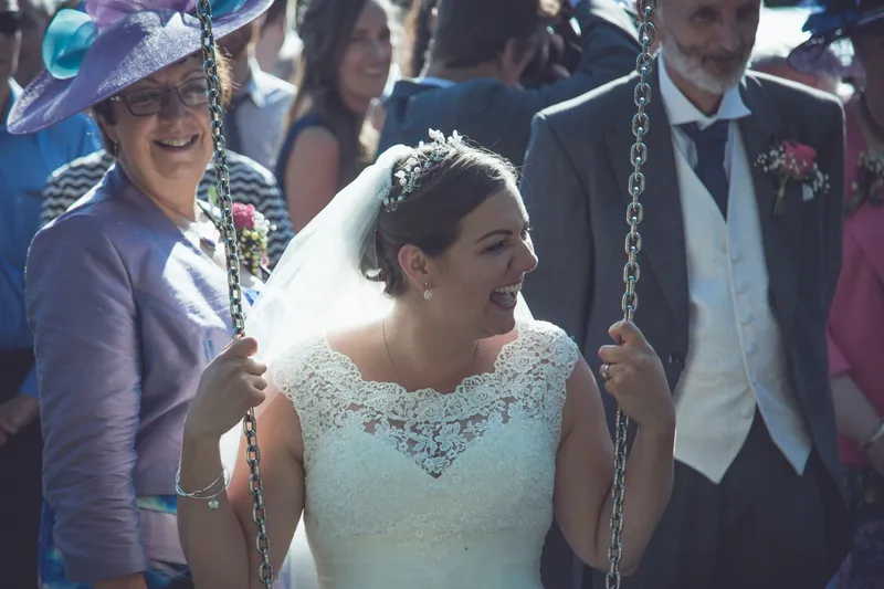 bride laughing happy photography